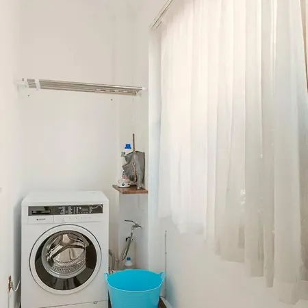 Bodrum Merkeze Yürüme Mesafesinde Tarihi Taş Ev * Bodrum